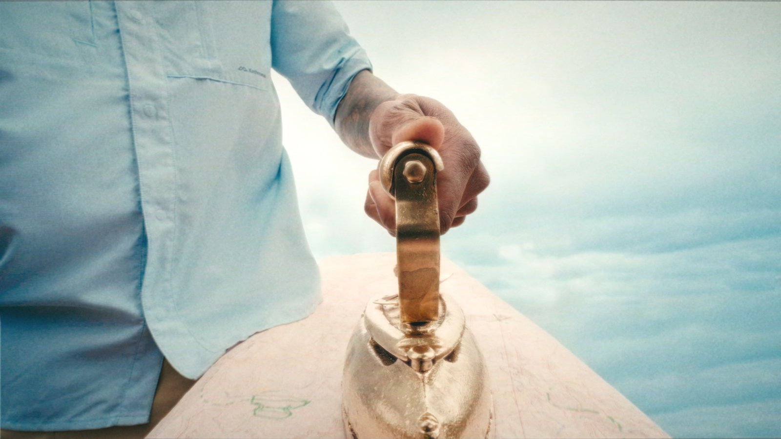 Kathmandu_Extreme_Ironing_JAKE_WARD_Director_DOP_007