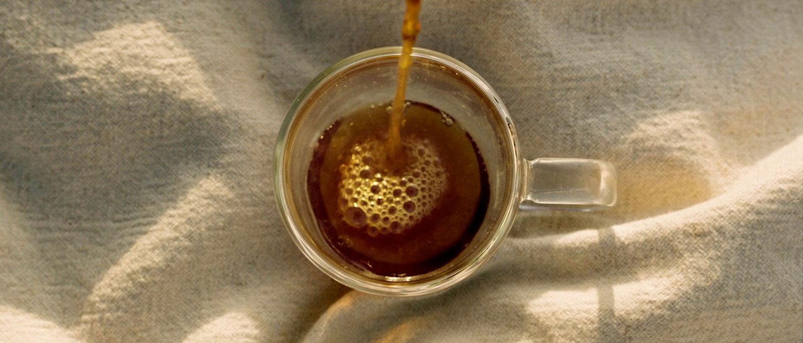 LiptonTea_SipsDelish_JAKE_WARD_Director_DOP_2