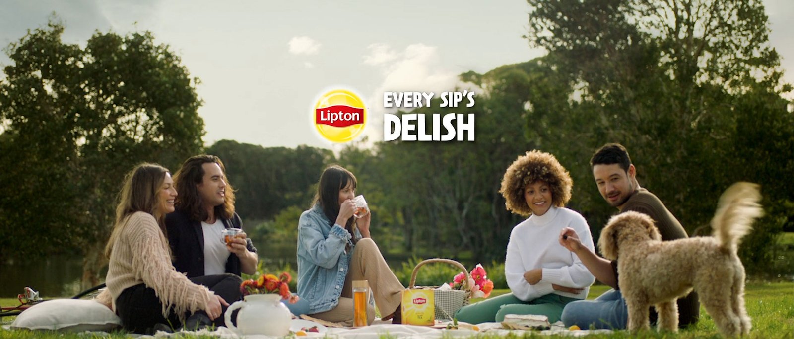 LiptonTea_SipsDelish_JAKE_WARD_Director_DOP_4